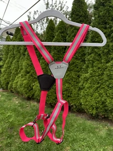 Amphipod Xinglet Lite, Minimalist High Visibility Reflective Safety Running Vest - Picture 1 of 2