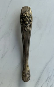 Manija de puerta larga grande de hierro fundido estilo antiguo cara de león vintage - Imagen 1 de 10