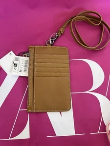 Nuovo con etichette. Portafoglio custodia fotografica in pelle marrone Zara. - Foto 1 di 13