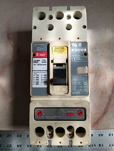 CUTLER-HAMMER HM2P250L5WU09 SERIE C DISYUNTOR 250A 600VAC 2P - Imagen 1 de 8