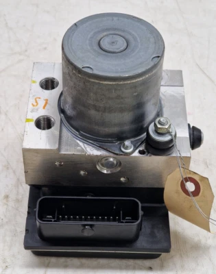 2013 Land Rover LR4 OEM OEM 5.0L Engine ABS Anti-Lock Brake Pump DH22-2C405-AC - Image 1 of 4