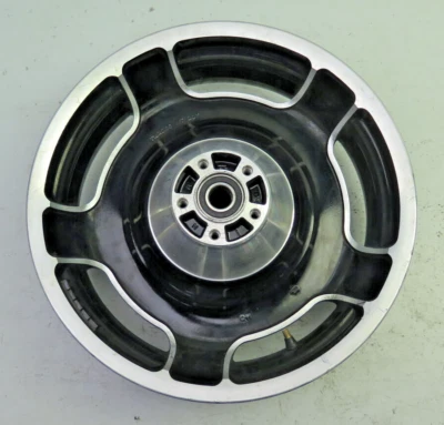 Harley-Davidson FLH FLHR FLT rueda trasera fundida 16"x5" 40900193 usada OEM 2009-Up Foto 1 de 4