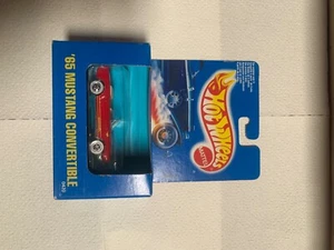 hot wheels vintage, 65 mustang, rare, good condition, red - Picture 1 of 7