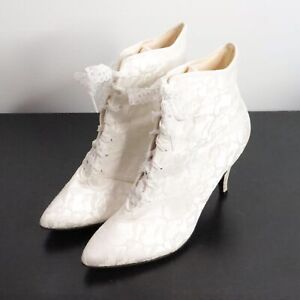 Vintage Studio 6 Women's White Retro Victorian Lace Heeled Retro Wedding Booties
