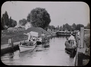 FOTO SHEPPERTON LOCK FECHA 1900 Magic Lantern Slide WEYBRIDGE BOATS THAMES - Imagen 1 de 4