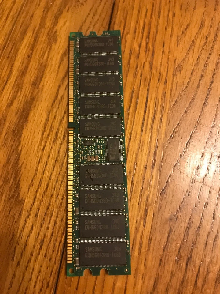 Samsung PC2100R-25330-MO M312L6420DT0-CB0Q0 512MB DDR GL2.5 Ships N 24h - Image 1 of 4