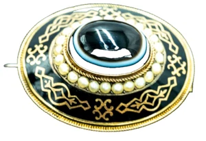 Elegant and Enchanting - Onyx & Seed Pearl Antique Mourning Brooch - Picture 1 of 20