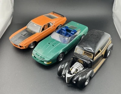 VINTAGE MODEL CAR MUSTANG CORVETTE  JUNKYARD LOT (SEE PICTURES) - Image 1 of 4