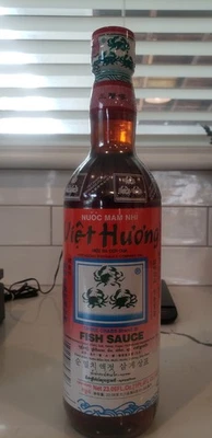 Salsa de pescado marca Three Crabs (Nuoc Mam Nhi) 24 oz Foto 1 de 4