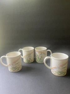 Vintage Eisenstein Wildblume Regenbogen weiß Kaffee Tee Retro Rumänien Keramik Becher - Bild 1 von 7