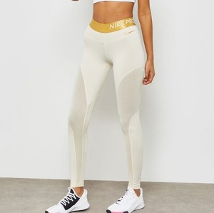 Las mejores ofertas en Ropa deportiva para mujer Oro Nike Pro | eBay
