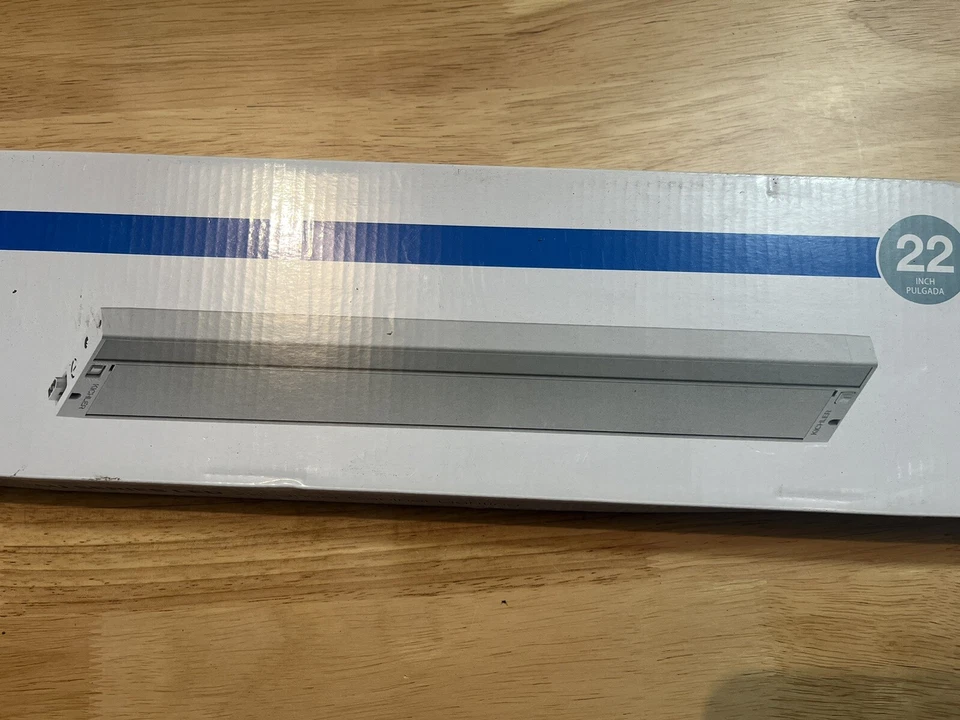 Kichler 6u 22" Hardwired Uner Cabinet Lights 6UCSK22WHT