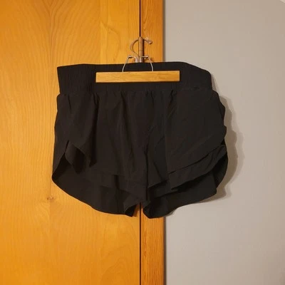 Baleaf Women's Size 2XL Black Ruffle High Rise Shorts lined  - Image 1 of 4