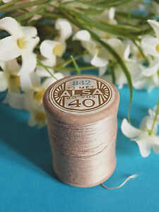 700B / Beautiful Coil Old Thread DMC Cotton Alsa N° 40 Beige Nacre N° 842