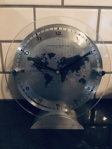 World Map Time Analog Desk Clock Greenwich Mean Time 8.5" Gray Black Round Clear Cover