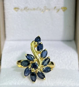 Anillo en racimo de oro amarillo sólido de 14 K, zafiro natural. Talla 7,5, 2,81 gramos - Imagen 1 de 5