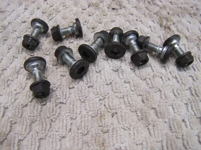 2005 Kawasaki Klr 250 Front Brake Rotor Mount Bolts - Image 1 of 2