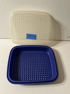 Tupperware Large Meat Marinade Container Blue w/ Lid 1295 1294 Season Serve - Picture 1 of 4