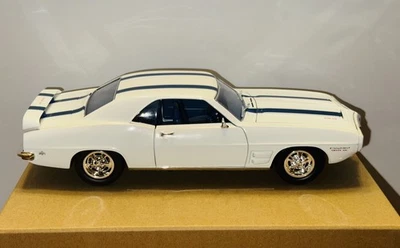 1969 Pontiac Firebird Trans Am White Blue Stripes 1:18 Scale Diecast - Image 1 of 4