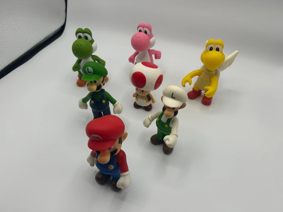 BANPRESTO Super Mario 5 inch Vinyl Figures loose lot of 7 Luigi Toad Yoshi Koopa - Image 1 of 4