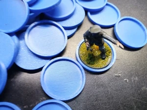ID tags/Base for 28mm Miniatures - 28mm/Oversized/Blue - Picture 1 of 4