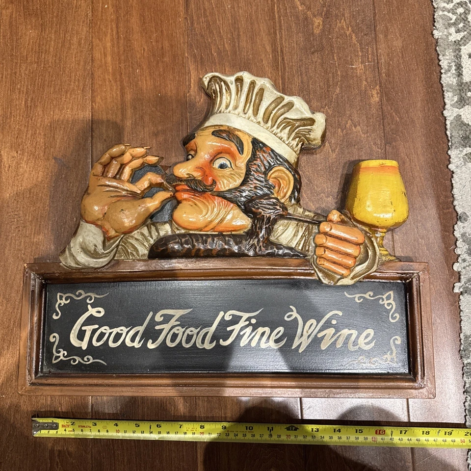 "Letrero 3D de madera usado - buena comida vino fino 18 1/2"" de ancho X 15 1/2"" de alto" Foto 1 de 4