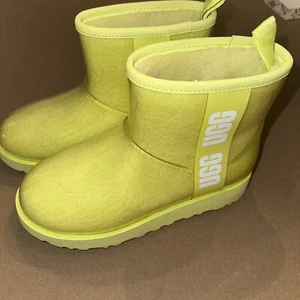 Women's Shoes UGG CLASSIC CLEAR MINI Waterproof Ankle Boots 1113190 POLLEN 6 - Picture 1 of 4