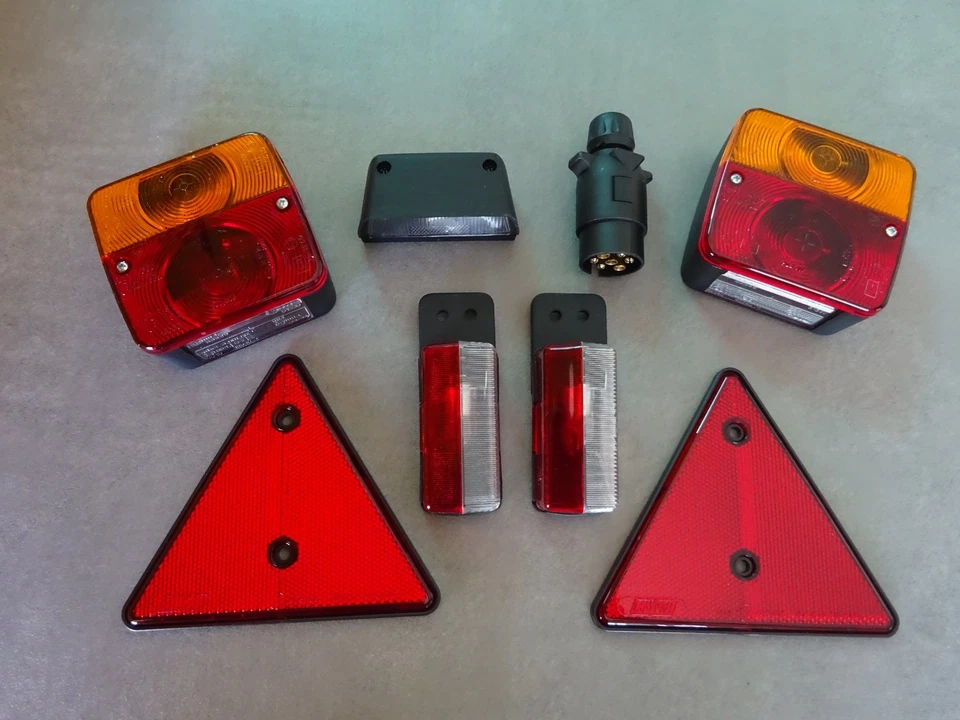 TRAILER LIGHT ELECTRICS KITS PARTS TO FIT ON,IFOR WILLIAMS,INDESPENSION,DAXARA - Image 1 of 1