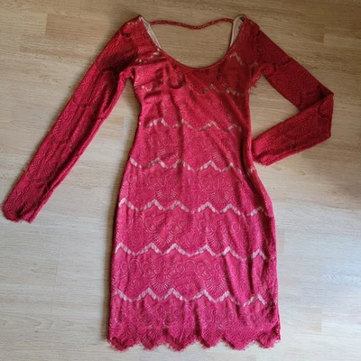 Vestido Vaina Bebe Rojo Encaje Manga Larga Cuello Redondo Talla S Foto 1 de 4