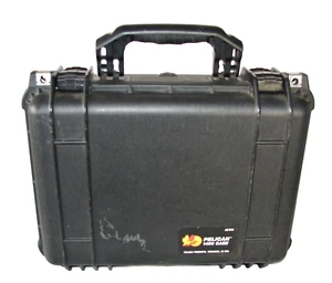 Pelican 1450 Watertight Black Hard Case W/Foam & MSA Advantage Full Face Mask - Picture 1 of 13