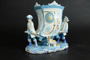 French porcelain antique 19th century carriage with 2 servants and a dog 25 cm . - Picture 1 of 21