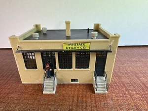 Oficina de empresa de servicios públicos a escala HO construida como se muestra con figura - Imagen 1 de 5