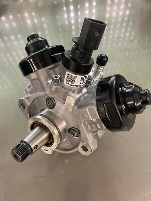 Hochdruckpumpe Porsche VW Audi 3.0 TDI 0445010643 059130755 Panamera 0445010631 - Bild 1 von 4