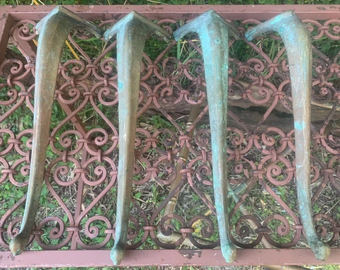 Set of 4 Vintage Heavy Solid Brass Cabriole Furniture Legs 14  1/2“ High Cover