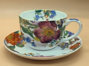Tazza da tè e piattino design Mackenzie-Childs Fine Bone China Flower Market duo. - Foto 1 di 9