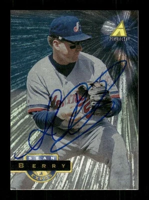 1994 Pinnacle Museum Collection 456 Sean Berry signed auto autograph tough BXCP4 - Image 1 of 2