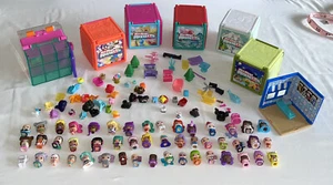 My Mini MixieQ’s Lot Figurines Accessories Carrying Case Rare - Picture 1 of 15