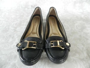 Bandolino Women's Black Slip On Loafer Size 6.5 M Moc.Toe Low Heel Leather Upper - Picture 1 of 10