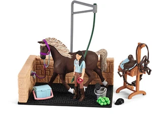 Schleich Horse Club Horse Washing Box Emily & Luna 42438 - Picture 1 of 2