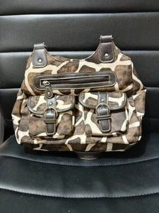 Unbranded 13"×9" Giraffe Print Shoulder Bag/Purse Many Compartments 3 Zippers & - Picture 1 of 5