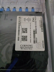 Corning CCH-CS12-59-P00RE 12 Cassette d'épissure pigtailed type fibre SC duplex CCH. - Photo 1/4