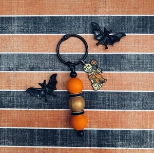 Llavero o clip de bolsa de monstruo de truco de Halloween - Imagen 1 de 2