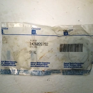 NOS Genuine GM Seal 26026792 Differential Pinion Seal FREE SHIPPING - Bild 1 von 2