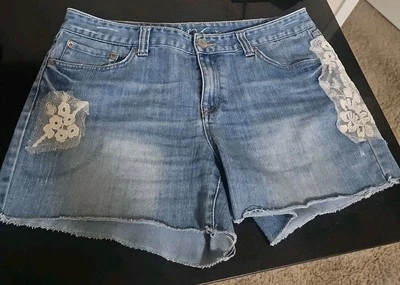 Pantalones cortos vaqueros desgastados vaquera mujer talla 12 recortados Foto 1 de 4