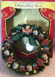 Muffy Vanderbear ~ A HIGHLAND FLING Wreath ~ Scottish Dance Collection ~ In Box - Picture 1 of 12