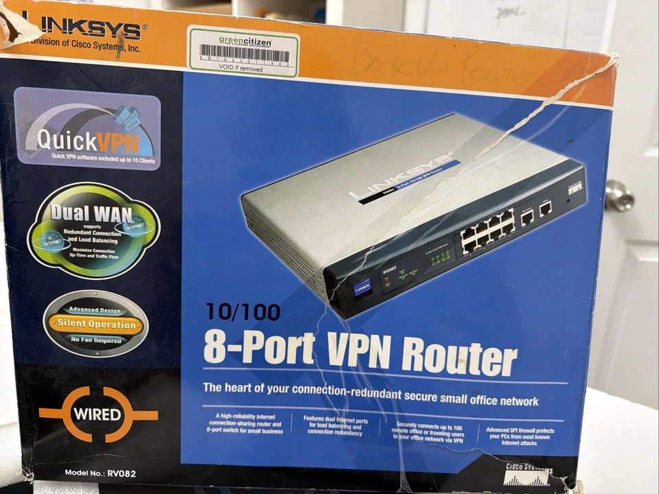 Linksys RV082 100 Mbps 8-Port 10/100 Wired Router - dual WAN load balance & VPN - Image 1 of 4