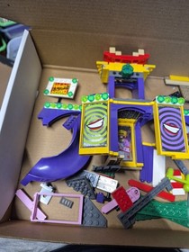 LEGO DC Comics Super Heroes: Jokerland (76035)