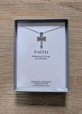 Collar Colgante Cruz 18 Pulgadas Plata Esterlina Diamante Blanco Acento Fe Foto 1 de 4