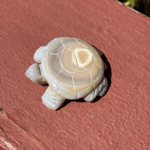 51g Natural Agate Geode Carved Sea Turtle Crystal Home Decor 52mm X 47mm X 14mm - Picture 1 of 20