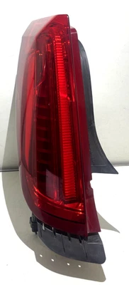 Luz trasera izquierda Cadillac XTS 2013-2017 LH 23238005 OEM 0989 Foto 1 de 4